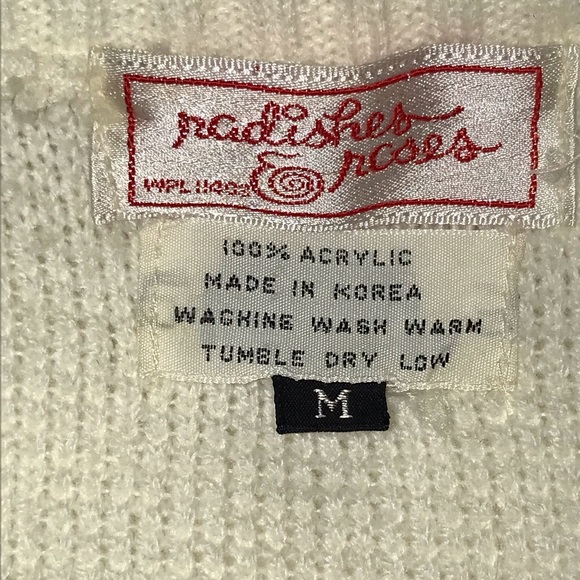 Vintage Radishes & Roses sweater size medium - Picture 3 of 8